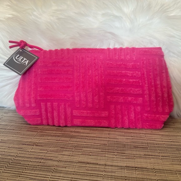 NWT 🩷 Beauty Bag - Picture 3 of 5